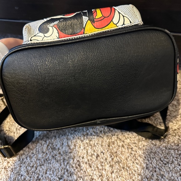 Mickey Mouse and Pluto Best Friends Great Day Loungefly Backpack RARE - Picture 6 of 8